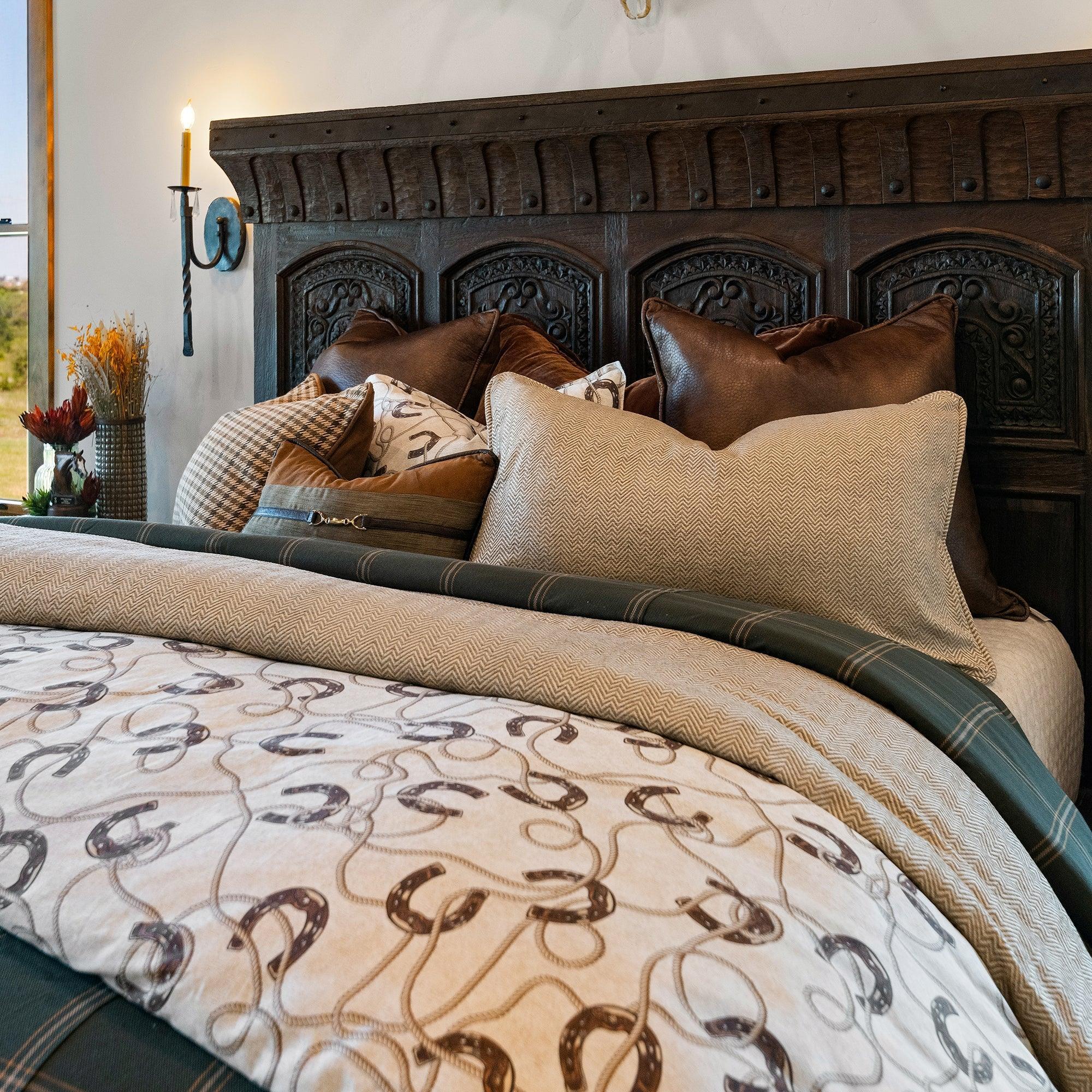 Equestrian Sheets with Rope and Horseshoes